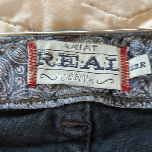 Arait Denim Jeans - Picture 4 of 14